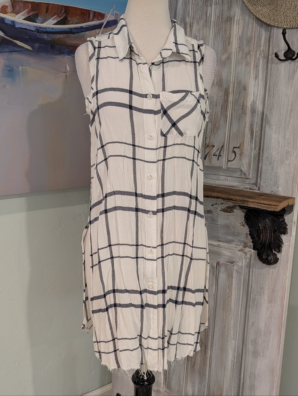 Silver Jeans Sleeveless White Button-Front Plaid Shirt